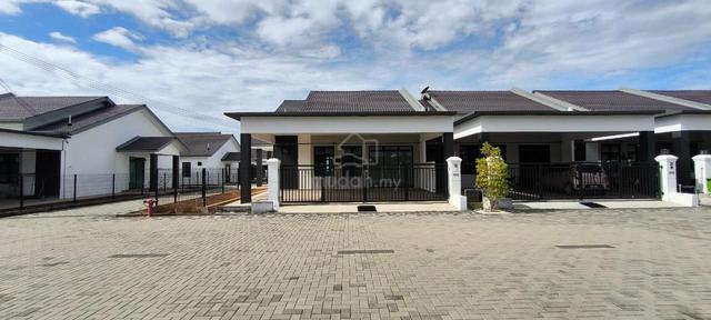 Teres Setingkat End Lot With Balcony KOTASAS RIVERVALE Kuantan Pahang 1