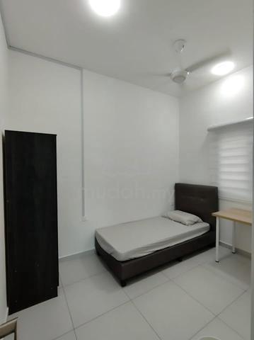 Room For Rent Batu Kawan 1