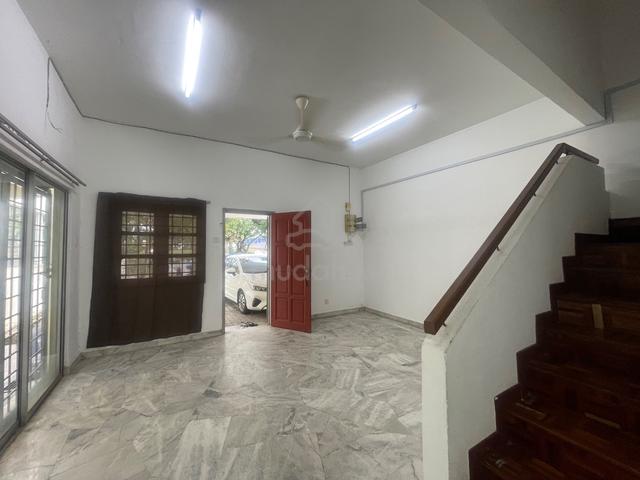 USJ 6 2/s link house 22x75 opposite Taipan for sales 1