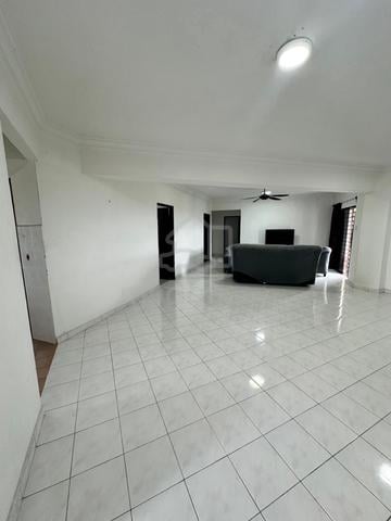 Seri Mutiara Apartments (Seri Alam) 1