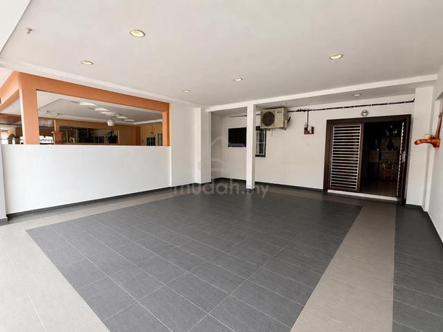 For Sale 2.5 Storey Terrace House 1