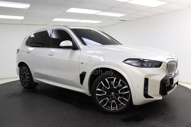 2025 BMW X5 xDrive50e M Sport - 1