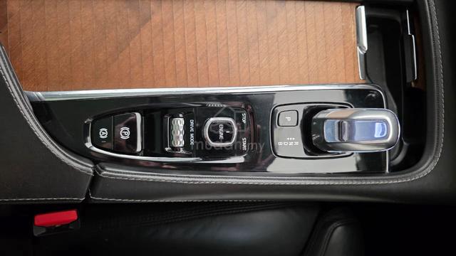 2020 Volvo XC90 T8 INSCRIPTION PLUS 2.0L (A) - 5