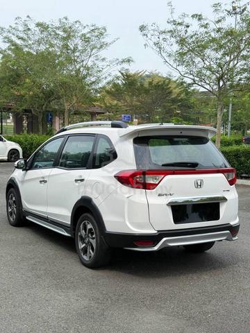 Honda Br-V 1.5 V (2018) Full Loan- Blh UpLo - 4