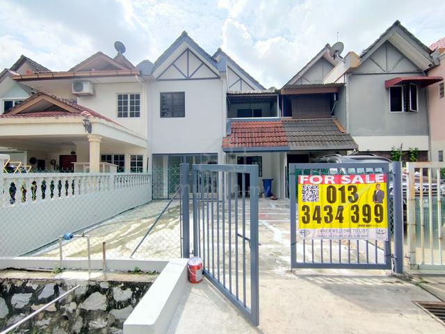 Double storey terrace Section Seksyen 19 Shah Alam 1