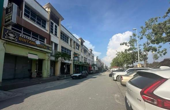 Klang Sentral First Floor Shoplot Jalam Meru For Sale 1