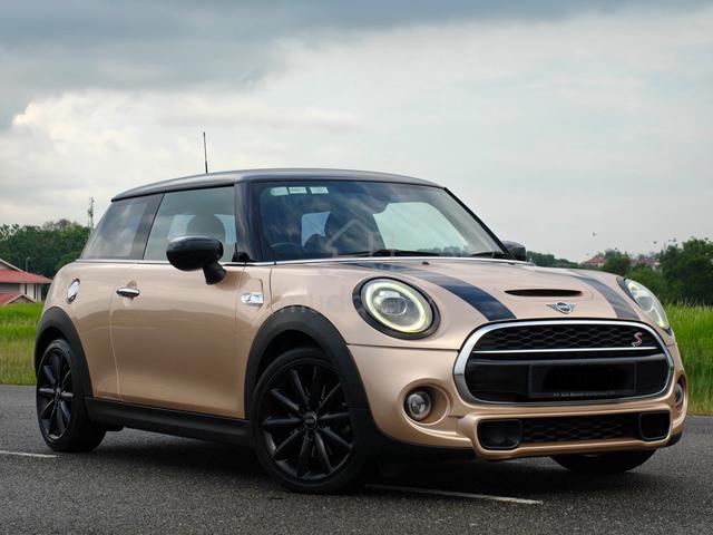 2020 Mini JOHN COOPER S 2.0 Like New Condition - 3