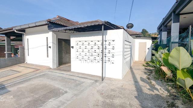 [FOR RENT] Single Storey Semi-D @ Sungai Merab (Bangi) 1