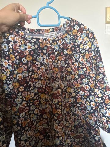 dress flower top - photo 2 of 3