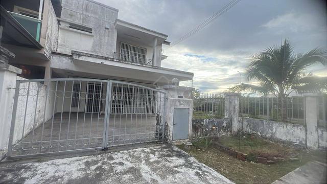 Corner Double Storey House 5 Rooms Senai, Taman Bukit Bayu 1