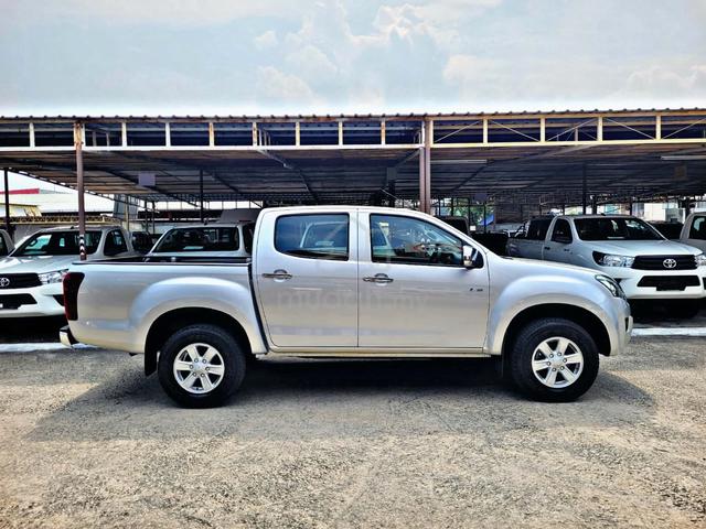 2013 Isuzu D-MAX 2.5 4X4 MT 4WD 1OWN TIP TOP - 4