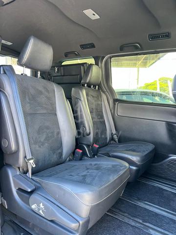 2022 Toyota VOXY 2.0 ZS KIRAMEKI (A) - 4