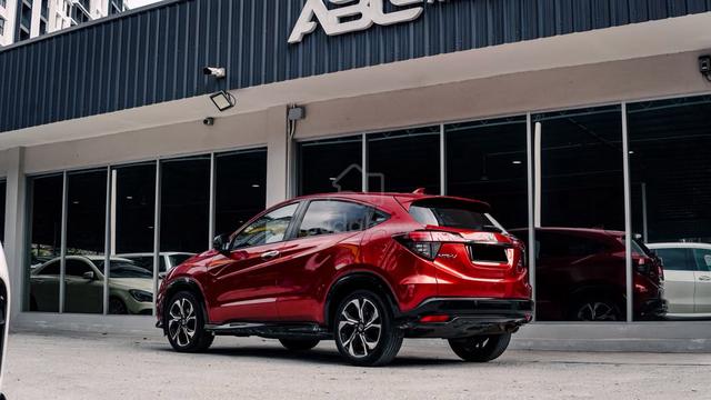 Honda HR-V 1.8 RS FCELIFT K.ENTRY P.SHIFT HRV 2022 - 2