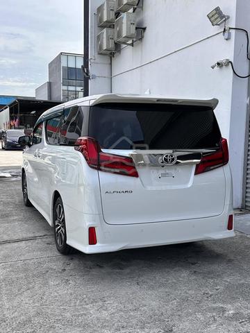 2022 Toyota ALPHARD 2.5 SC - 2