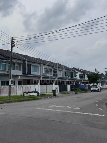 Samarahan FREEHOLD Uni Central Double Storey Intermediate For Sale 1