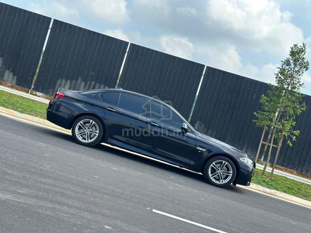 2016 Bmw 520i 2.0 M-Sport Carking Full Loan - 2