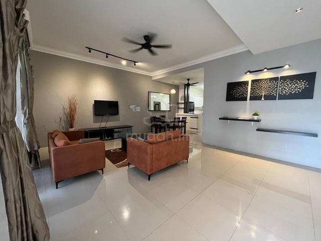 BERCHAM / 2 Storey Terrace / Gated & Guarded / 22x75 / 4R3B /Renovated 1