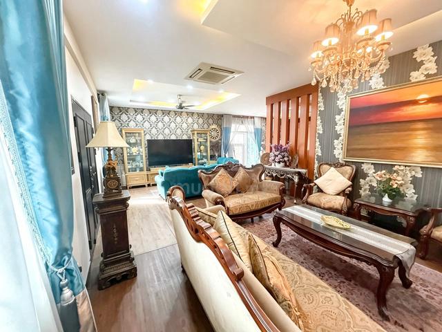 Ehsan Height Taman Ehsan Jaya 3 Storey End Lot Terrace House 1