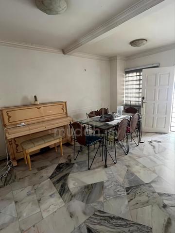 2 Storey Terrace At Jalan Ru - Land:1400sf - Partly Renovated - Farlim 1