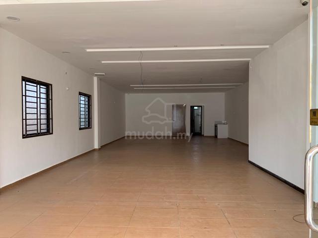 3 Storey Shoplot @ Plaza Pandan Malim For Rent 1
