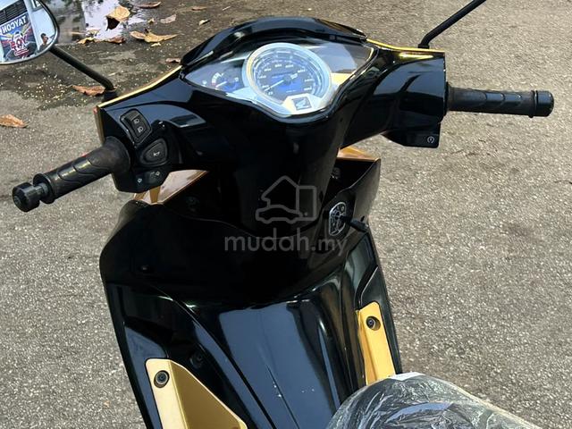 Carousel Image