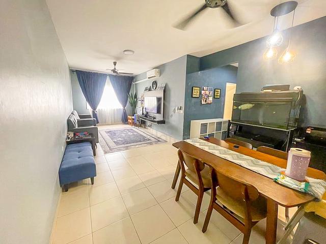 De Bayu Apartment 1