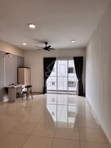 7 Tree Seven Residence 1