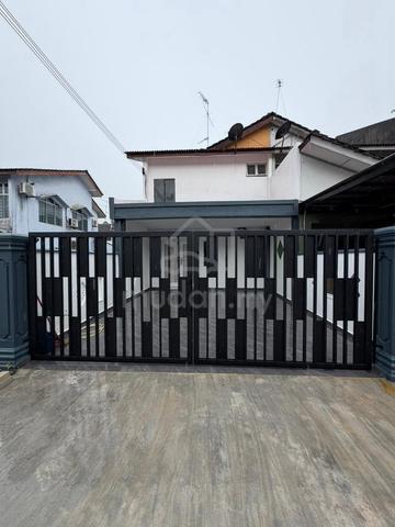 Saleng 2-Storey 18x60 EndLot Newly Full Renovated &Extended for Sale!! 1