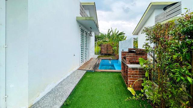 LARGE LAND AREA🔥Semi-D Jalan Pipit, Tmn Bentar Telok Panglima Garang 1