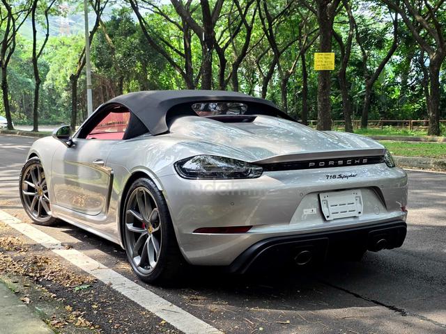 2021 Porsche 718 4.0 SPYDER (M) - 4