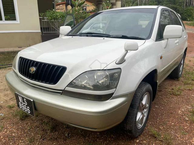 1999/2004 Toyota HARRIER 2.2 Auto - 2