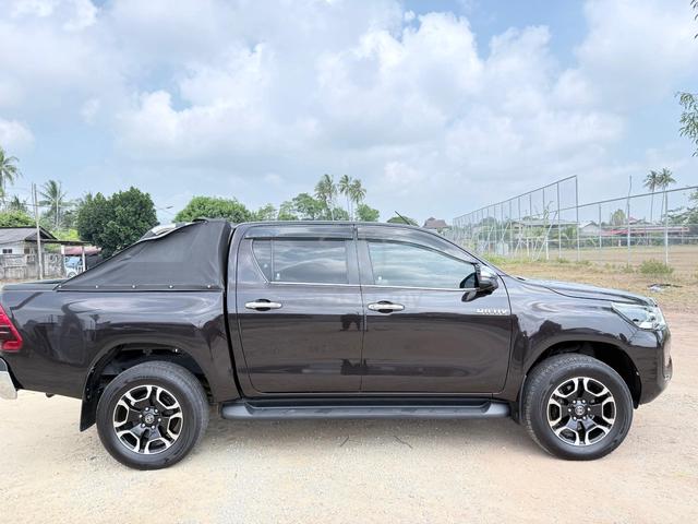 2022 Toyota HILUX 2.4 V DOUBLE CAB 4X4 (A) - 3