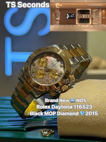 Rolex Daytona 40mm Black MOP Diamond Dial 116523G - photo 3 of 5