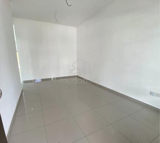 FREEHOLD Semi D🔥Single Storey Pulau Gadong Malim Melaka  Family Store 1