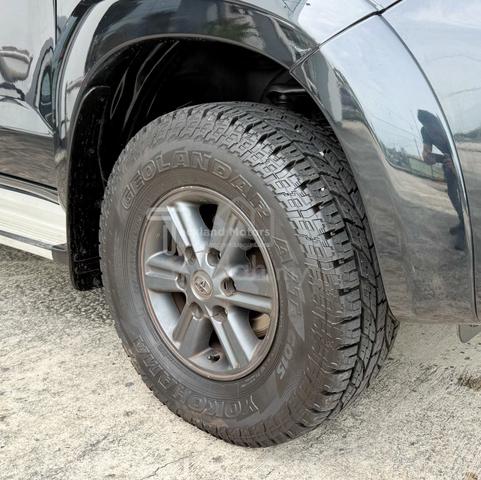 2014 Toyota HILUX 2.5 (A) VNT Roller Shutter - 3