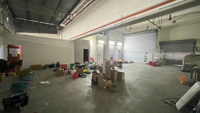 johor jaya semi d factory rent 1