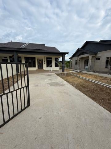 Semi D Gong Limau Hadapan MPK 1