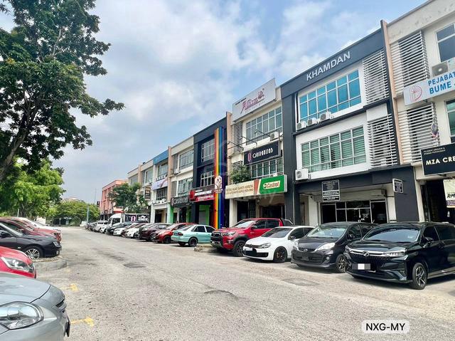 [ROI 5%] FACE MAIN ROAD/HIGHWAY Shah Alam 3 sty Shoplot Hot Sale 1