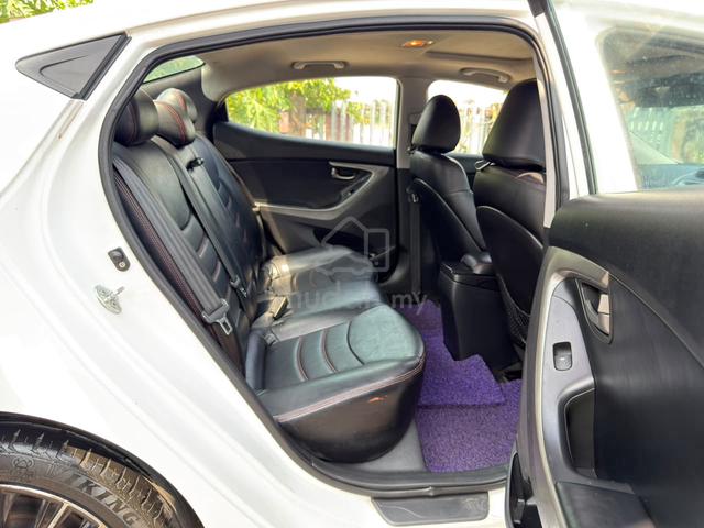 2012 Hyundai ELANTRA 1.8 (AUTO) - 5