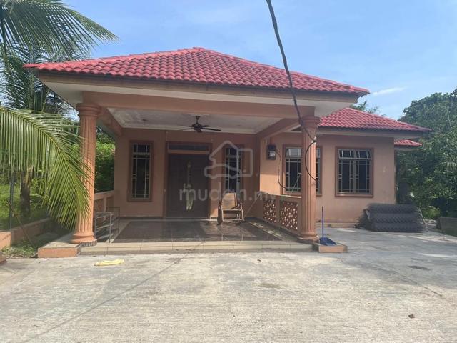 Rumah Sewa Kg Tanjung Nilai, suasana kampung damai 1