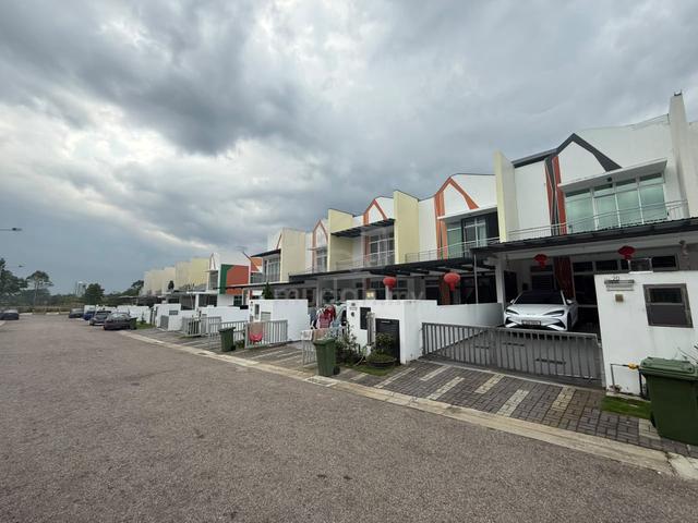 Eco Cascadia, Tebrau - 2 Storey Terrace House 1