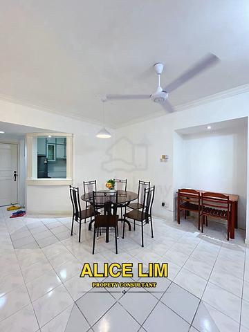 Marina Bay Condominium 4