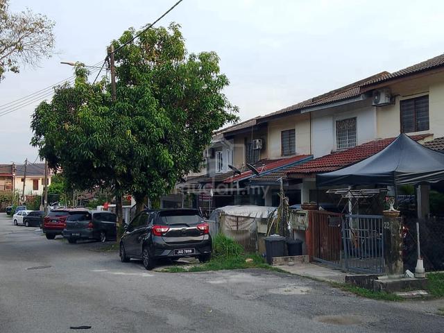Taman Kota Cheras house 1