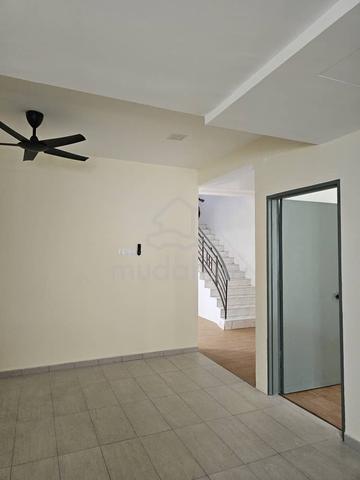 FREEHOLD 2 Storey Terrace House For Sale At Bukit Beruang 1