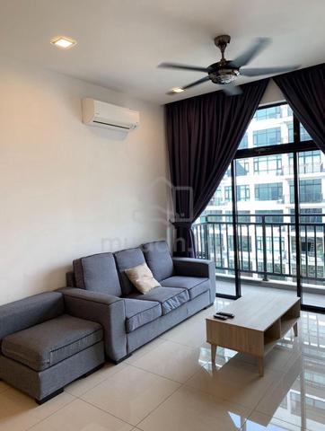 Molek Regency 1