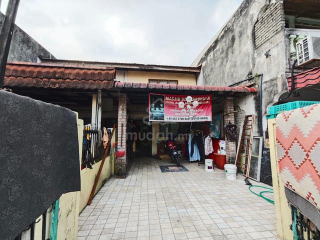 Jalan kaki je nak pergi taman,sekolah agama&surau , pjs 4 taman medan 1
