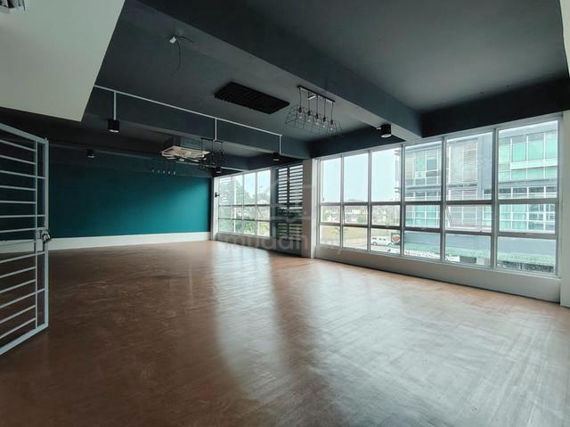 METROCITY MATANG First Floor CORNER Shoplot For Rent, LAMINATED FLOOR 1