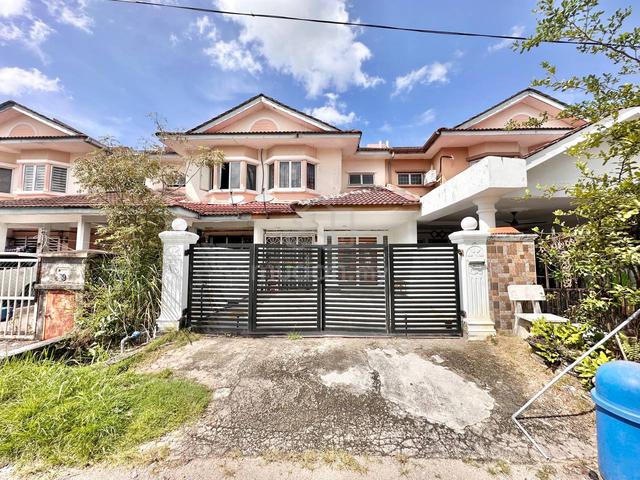 RUMAH CANTIK TERMURAH! Double Storey Taman Alam Jaya Puncak Alam 1
