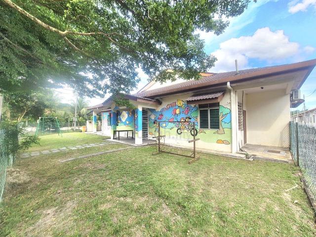 CORNER LOT Single Storey Terrace House Taman Semenyih Permai 1