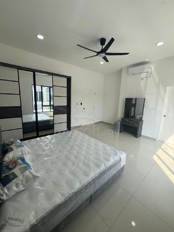 Room Rental - Sendayan 1